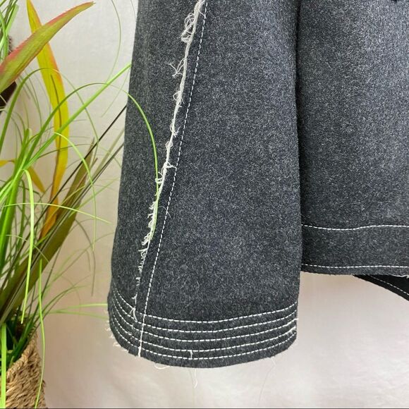 Poleci Gray Raw Edge Seam Long Sleeve Jacket 2 - Picture 5 of 12